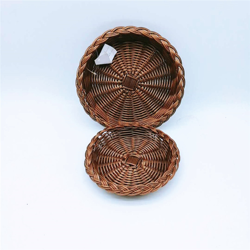 Custom Cheap Hotel Catering Washable Food Grade Plastic Rattan Basket , Handcraft Ingot Type Restaurant Food Gift Basket